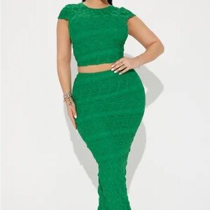 Anissa Textured Skirt Set - Kelly Green NWOT